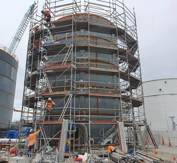 Industrial storage tank scaffolding